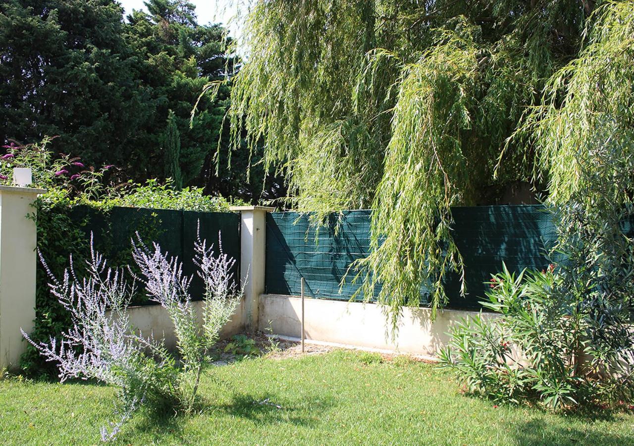 La Maison Des Invites Pernes-les-Fontaines Kültér fotó